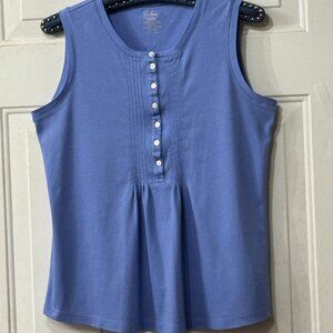 L.L. Bean Sz M Womens Knit Top Periwinkle Sleeveless 1/2 Button Pintuck Cotton